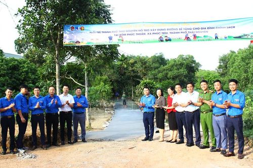 Thành đoàn Thái Nguyên ra quân chiến dịch tình nguyện