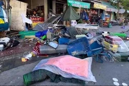 Tài xế tải tông vào nhà dân làm 3 người thương vong đã ra đầu thú