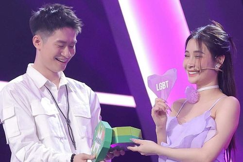 Nữ ca sĩ tham gia 'Người ấy là ai' ra về tay trắng khi chọn nhầm 'chị em'