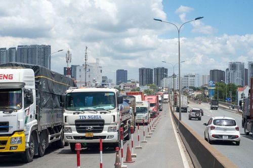 Không đòi được 355 tỷ đồng, UBND TP.HCM đề nghị phạt công ty làm đường nối cầu Phú Mỹ