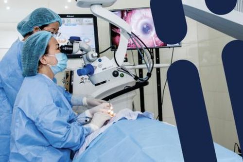 TP.HCM: Nhiều bệnh nhân xếp hàng chờ mổ mắt, Sở Y tế có động thái gì?