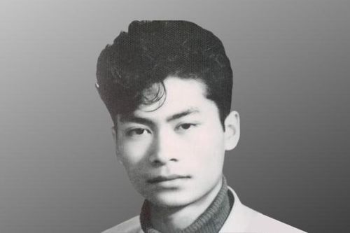Trao trả kỷ vật gốc đi B của nhà thơ Lê Anh Xuân