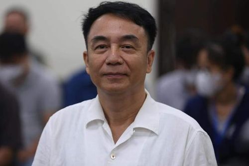 Vụ xét xử ông Trần Hùng: Tòa dời ngày tuyên án
