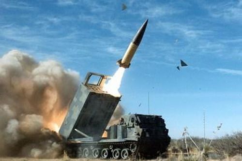 Quân sự thế giới hôm nay (23-7): Mỹ chưa viện trợ tên lửa ATACMS, Ukraine tự phát triển tên lửa phòng không tầm trung
