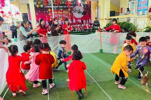 'Gạch nối' chương trình mới