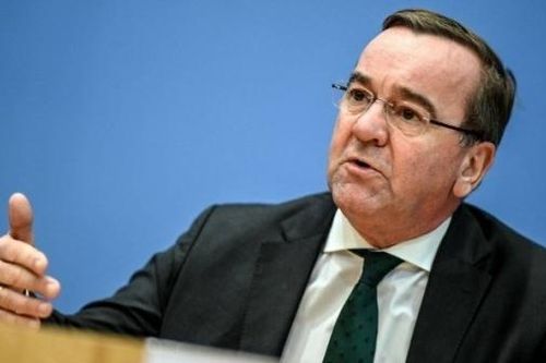 Vì sao Bộ trưởng Quốc phòng Đức bất ngờ hủy chuyến công du Iraq và Jordan?