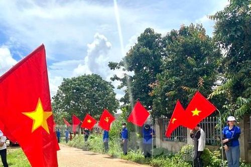 Đa dạng các hoạt động xây dựng nông thôn mới của tuổi trẻ Đắk Lắk