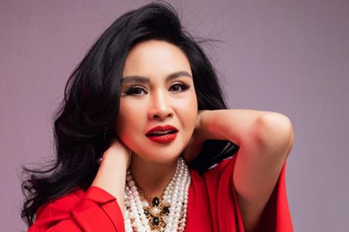 Diva Thanh Lam U60 ngày càng quyến rũ nhờ chăm chút thời trang