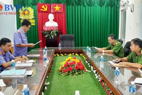Trực tiếp Kiểm sát việc giải quyết khiếu nại, tố cáo tại Cơ quan CSĐT Công an huyện