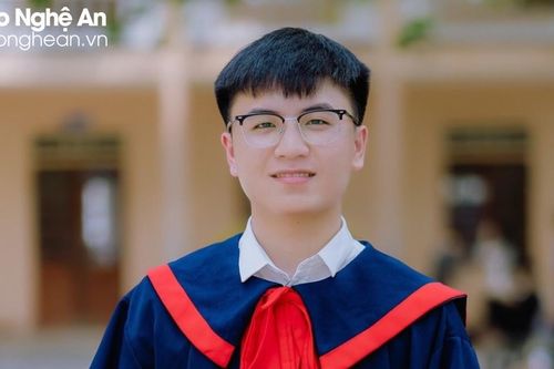 Nam sinh có điểm khối C cao nhất ở Nghệ An chia sẻ cách học hiệu quả