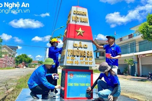 Hơn 10.000 thanh niên Nghệ An tham gia Ngày cao điểm xây dựng nông thôn mới và Chủ nhật xanh