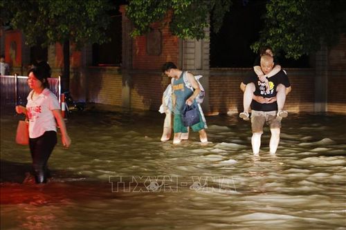 Mưa lũ ở Trung Quốc và Afghanistan gây thiệt hại lớn về người