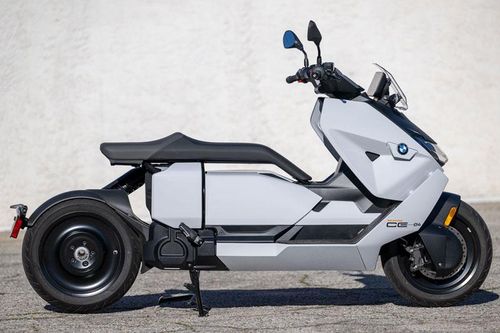Top 10 xe tay ga phân khối lớn tốt nhất năm 2023: Honda SH 350i vắng mặt