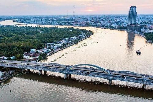 Hoàn thiện hạ tầng để 'mở khóa' tiềm năng đầu tư vào miền Tây