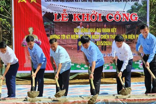 Huyện Điện Biên Đông khởi công làm nhà ở cho hộ nghèo