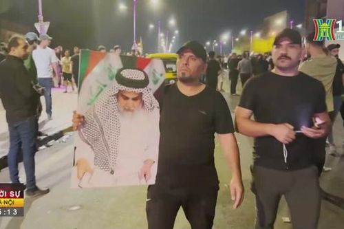 Người dân Iraq phản đối hành động đốt kinh Koran