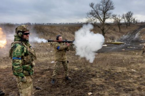 Vận chuyển trái phép bệ phóng tên lửa từ Ukraine vào Anh, hai vợ chồng hầu tòa