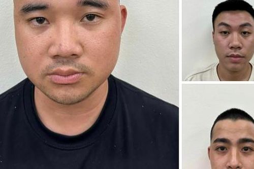 Đổi xong điện thoại thì thấy 'tiếc', nhóm đối tượng dàn cảnh cướp lại