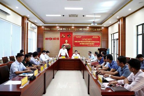Huyện đảo Cô Tô và Cồn Cỏ ký kết hợp tác cùng phát triển bền vững