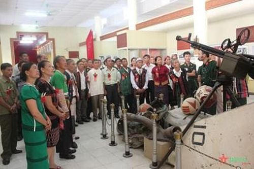 Quân khu 4: Tăng cường giáo dục, nâng cao nhận thức về quốc phòng