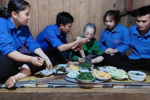 Tuyên Quang: Đồng loạt tổ chức Bữa cơm tri ân kỷ niệm 76 năm Ngày Thương binh liệt sĩ