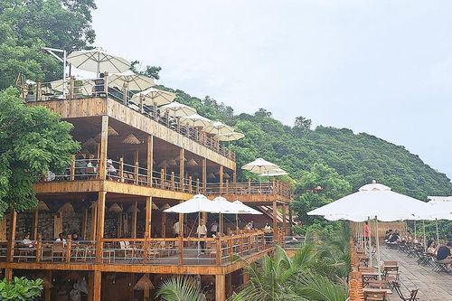 Đình chỉ 8 quán cà phê xây dựng không phép, lấn biển Vũng Tàu