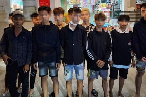Kịp thời ngăn chặn nhóm thanh thiếu niên mang hung khí chuẩn bị ẩu đả