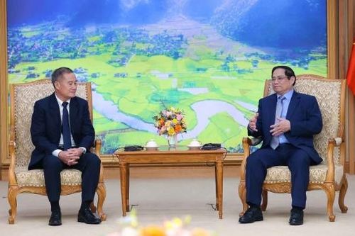 Thủ tướng Phạm Minh Chính tiếp Tổng giám đốc Thông tấn xã Pathet Lào