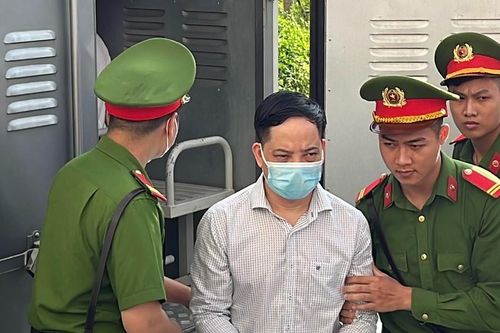Chị gái cựu Thư ký của Thứ trưởng Bộ Y tế nộp thêm 7 tỷ đồng khắc phục hậu quả