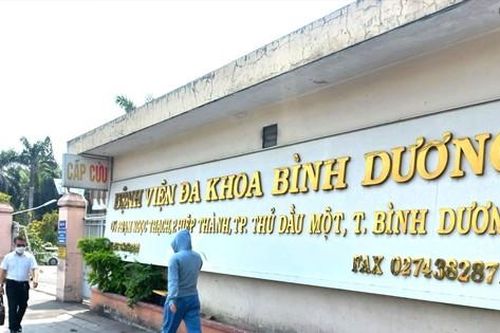 Chi mỗi bác sĩ gần nửa tỷ đồng đi học: 'Chim đủ lông lại bỏ tổ'