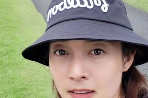 Nam diễn viên 'Vườn sao băng' chơi golf, du lịch tại Việt Nam