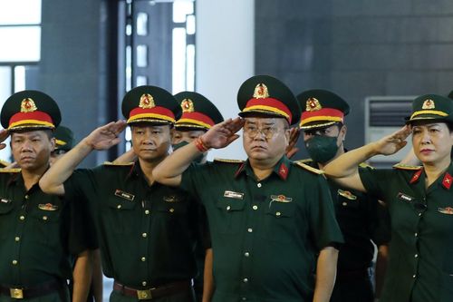 NSND Quốc Trượng, Tự Long đau xót tiễn biệt NSND Trần Bảng