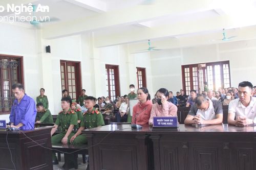 19 năm tù cho kẻ giết vợ trong đêm khuya