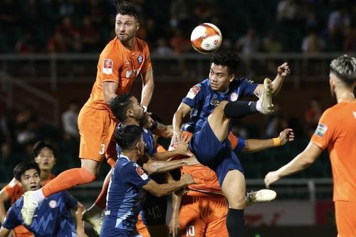 Thành phố Hồ Chí Minh giành 3 điểm quý giá trong cuộc chiến trụ hạng