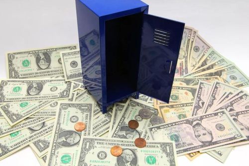 Dòng tiền gửi khổng lồ chảy đi làm chao đảo hệ thống ngân hàng Mỹ