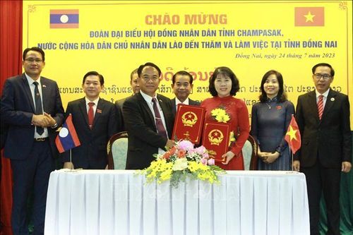 Hai tỉnh Đồng Nai và Champasak (Lào) trao đổi kinh nghiệm hoạt động Hội đồng nhân dân