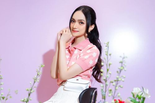 Phản ứng của Hương Giang khi bị nghi ngờ đội tóc giả vì diện mạo lạ