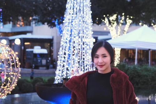 Hương Tràm chia sẻ về kế hoạch trở lại showbiz sau tin đồn sang Mỹ sinh con