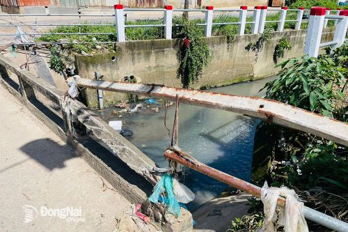 Hiểm họa chực chờ từ cầu dân sinh (Bài 1)