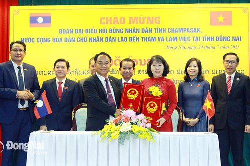 Đoàn công tác của HĐND tỉnh Champasak đến thăm và làm việc tại Đồng Nai