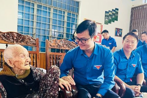 'Chủ động, sáng tạo trong hoạt động tình nguyện hè'