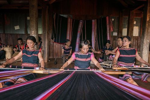 Bảo tồn di sản văn hóa trong bối cảnh du lịch