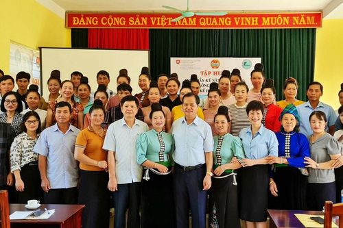 Thúc đẩy kỹ năng lãnh đạo, lồng ghép giới cho phụ nữ