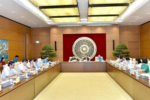 Chủ tịch Quốc hội Vương Đình Huệ sẽ chủ trì Diễn đàn đầu tiên về hoàn thiện chính sách, pháp luật liên quan đến người lao động