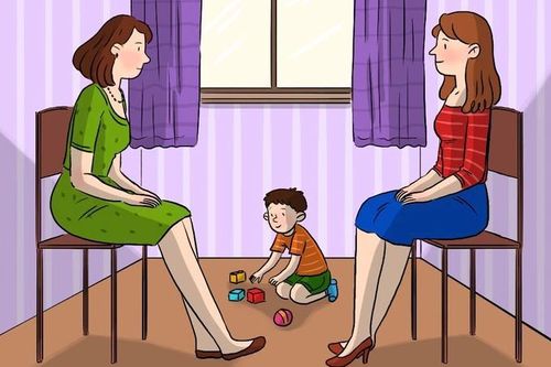 Bạn đoán ai là mẹ của đứa trẻ trong bức hình này?