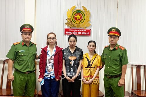 Quản lý nhà hàng điều tiếp viên nữ bán dâm giá 3,5 triệu đồng/lượt