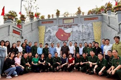 Hội Cựu chiến binh Bộ Y tế tri ân các Anh hùng, Liệt sĩ tại Hà Giang
