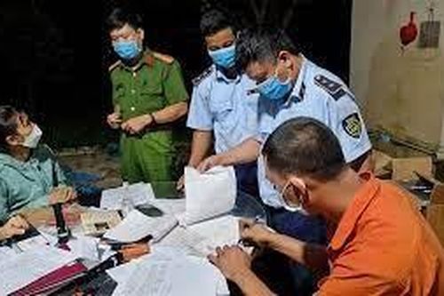 Tiến thoái lưỡng nan