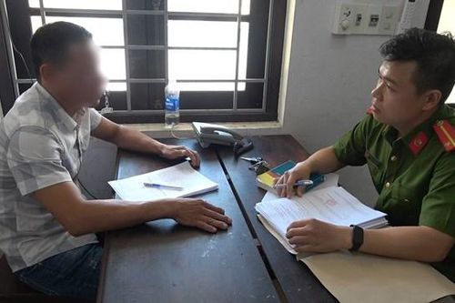 Đi nhờ xe, cô gái 19 tuổi bị kẻ xấu chở vào đường vắng rồi hiếp dâm
