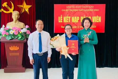 Khơi dậy khát vọng cống hiến trong thế hệ trẻ